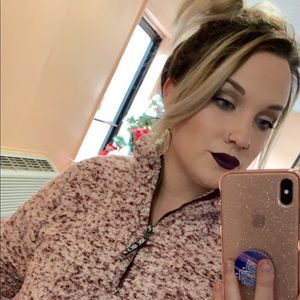 Meet your Posher, Rebecca